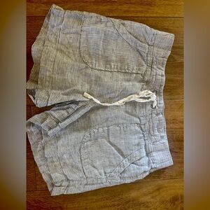 Athleta linen shorts navy / white , size 4 (see description) great condition